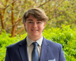 Anthony M.<br>Shorewood, IL Anthony Mravle